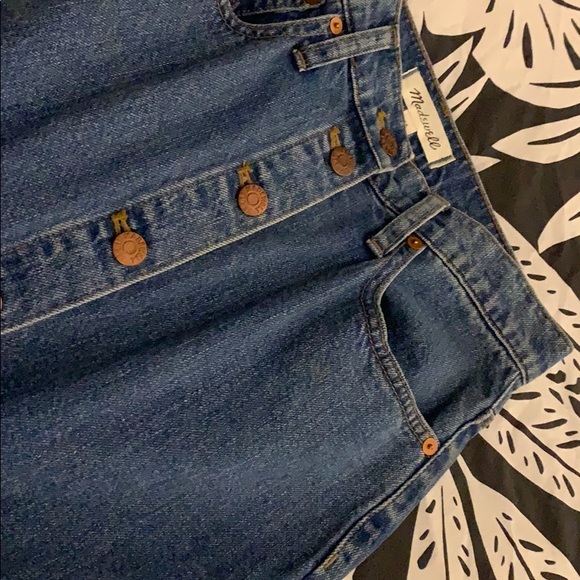 Madewell denim skirt! - Picture 3 of 3